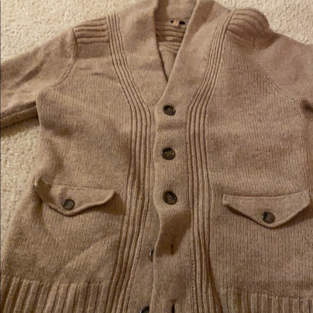 Cardigan sweater